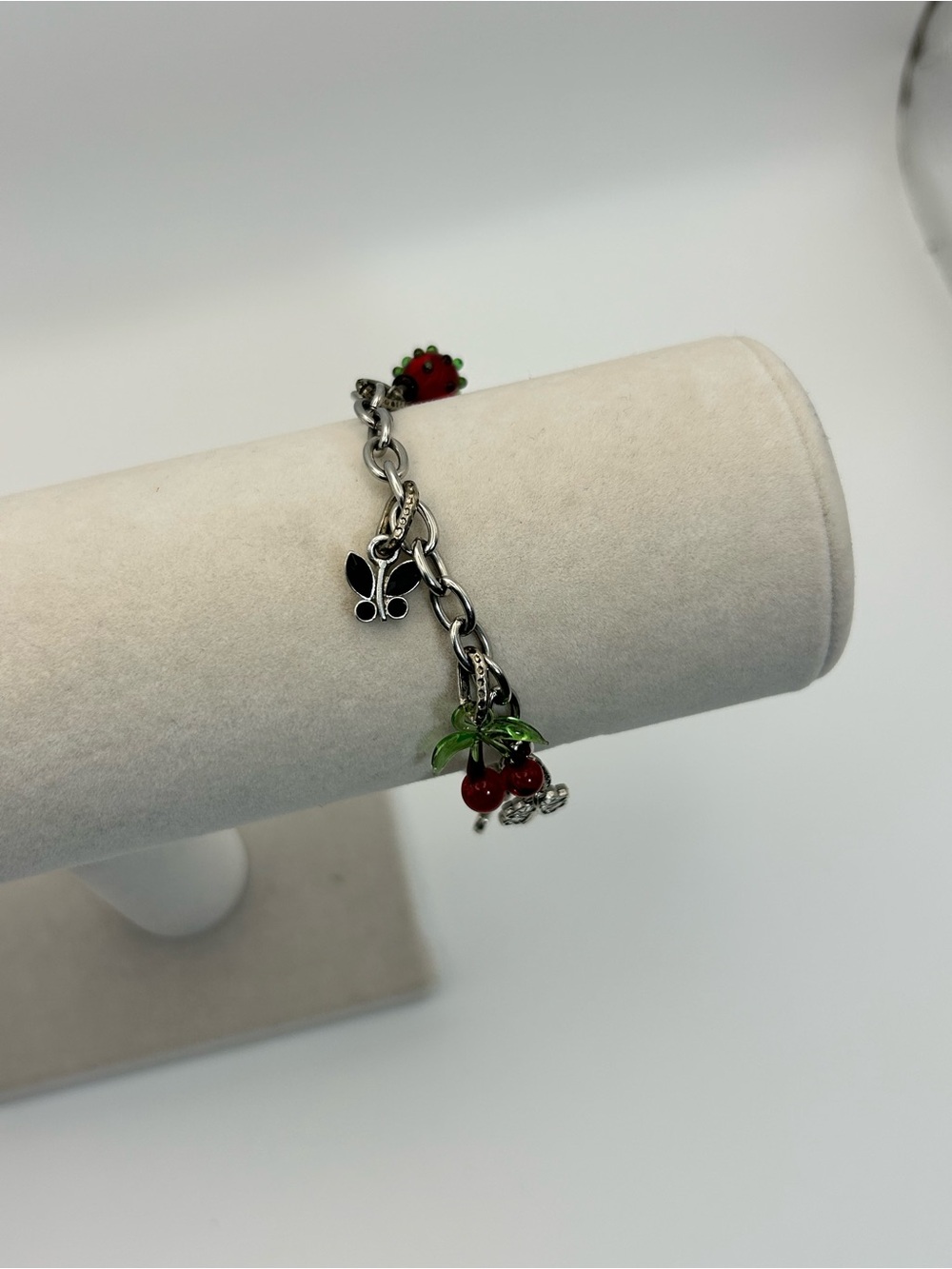 Red Cherry Charm Bracelet Silver-tone Strawberry Hearts Clover Oval Link 8" - Picture 7 of 10